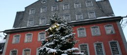 Monschau Rotes Haus Weihnachtsmarkt